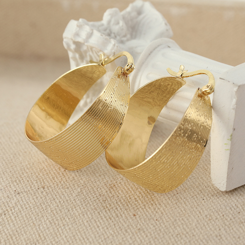 Copper Material Graceful Personality Simple Earrings - Image 10