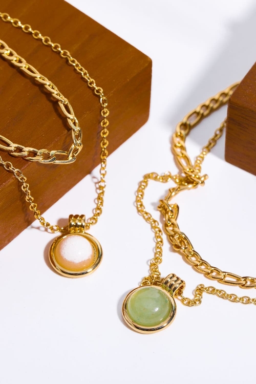 Copper-14K-Gold-Pleated-Round-Shape-Aventurine-Pendant-Necklace